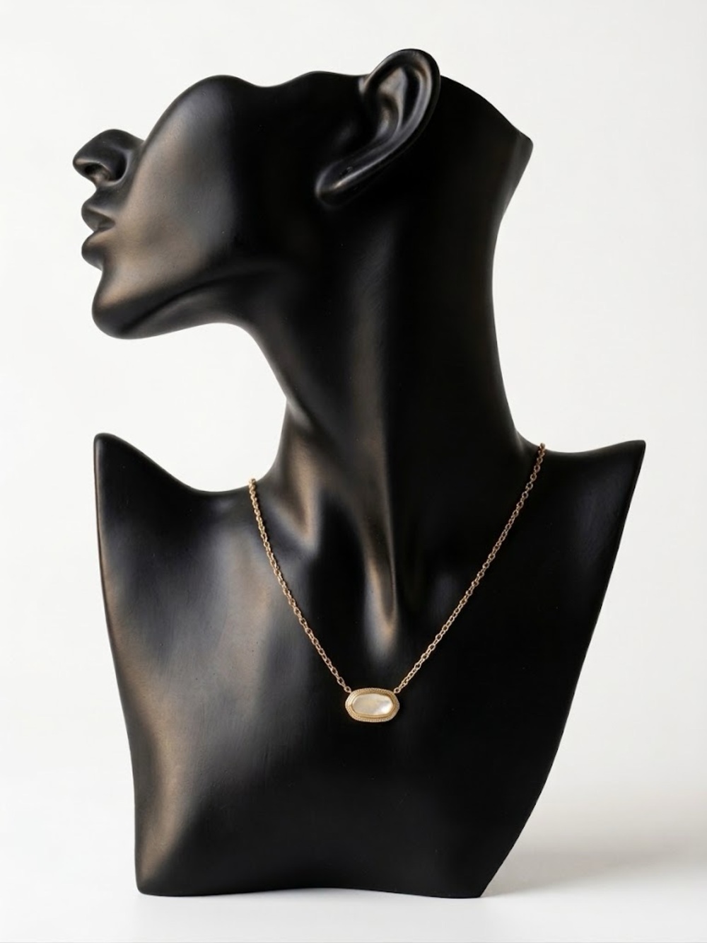 Aurelia Mother of Pearl Solitaire Necklace